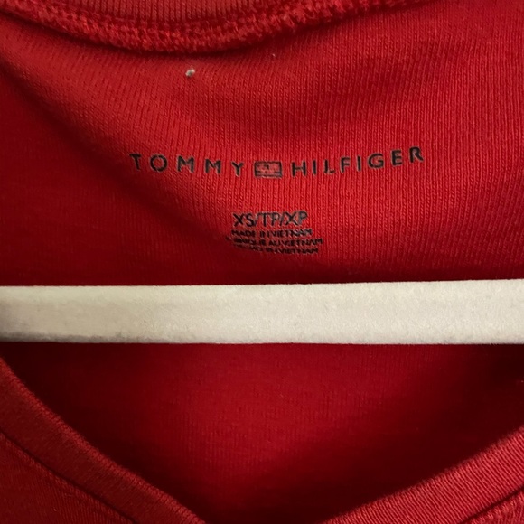 TH top - Picture 1 of 2